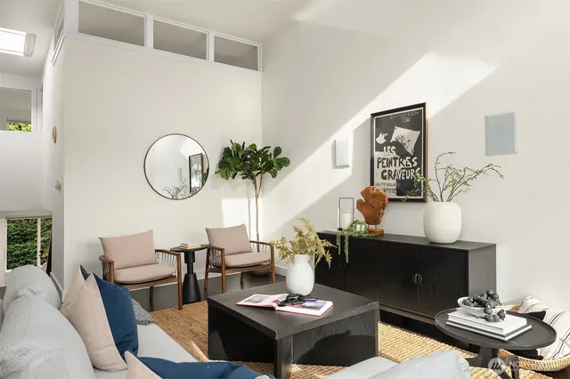 $599,000 | 202 West Olympic Place, Unit 405, Seattle, WA 98119