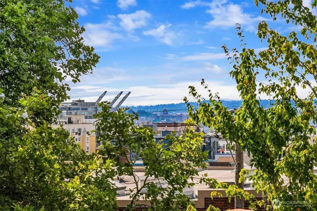 $599,000 | 202 West Olympic Place, Unit 405, Seattle, WA 98119