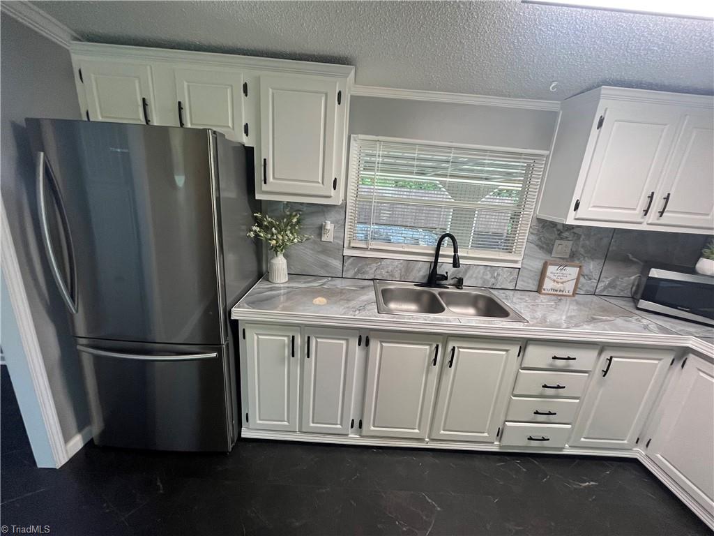1144 Pipers Gap Road Mount Airy, NC 27030 - Photo 12 of 19 Gallery Image 12