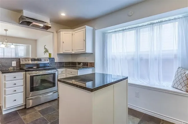 $2,499 | 2116 Bentley Drive, Flower Mound, TX 75028