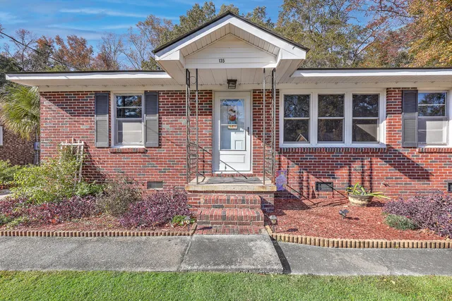 $309,990 | 135 Pandora Drive, Goose Creek, SC 29445