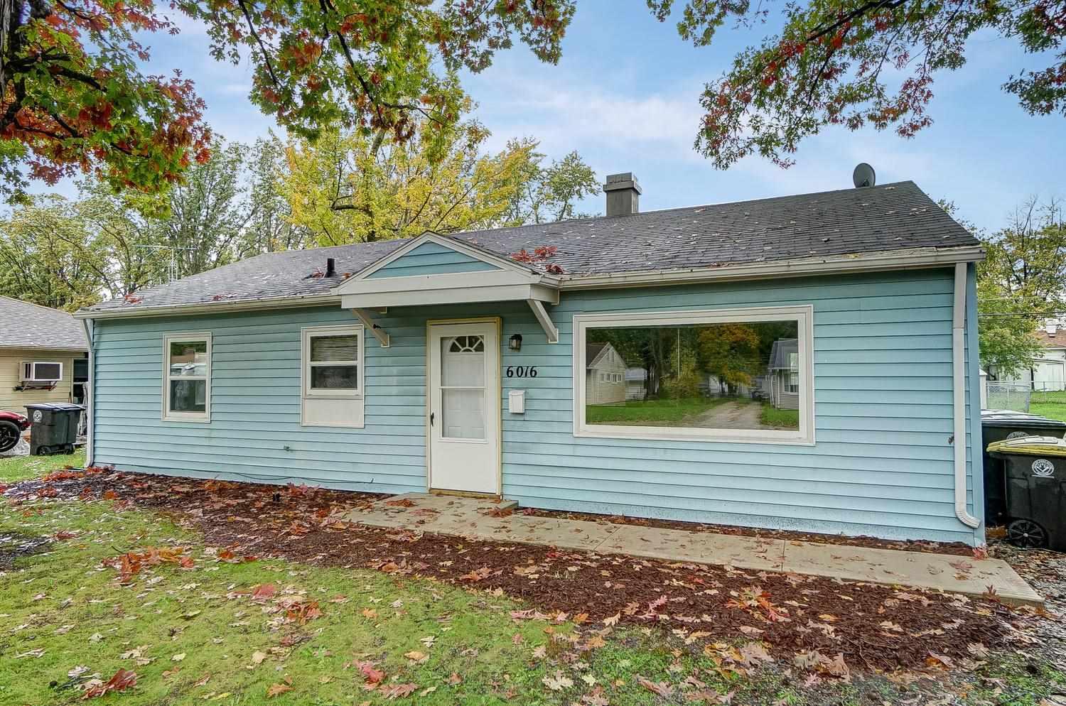 6016 Southcrest Road Fort Wayne, IN 46816 - Photo 3 of 31 Gallery Image 3