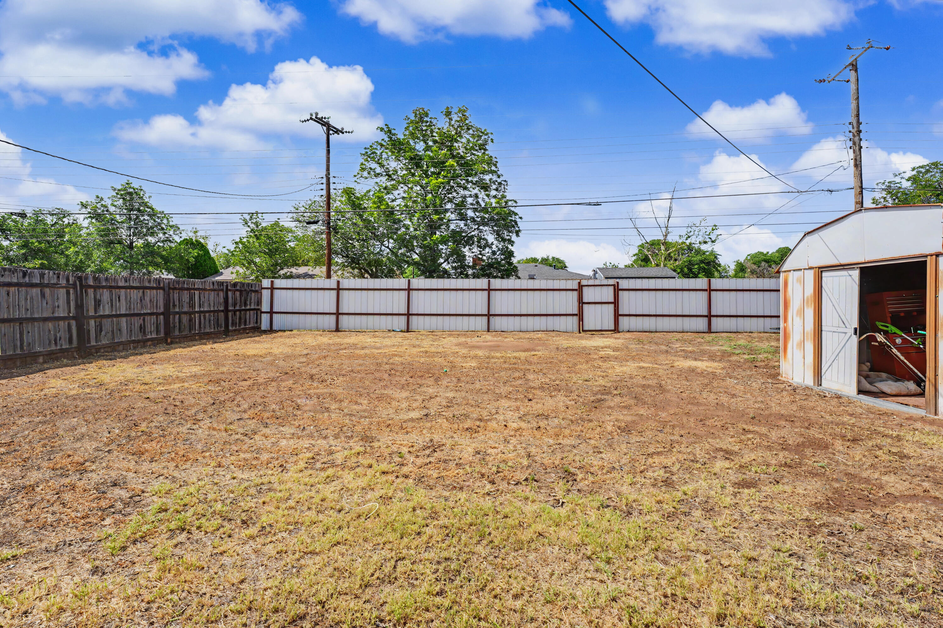5239 40th Street Lubbock, TX 79414 - Photo 19 of 21 DSC05946