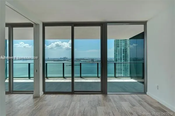 $5,490 | 650 Northeast 32nd Street, Unit 4306, Miami, FL 33137