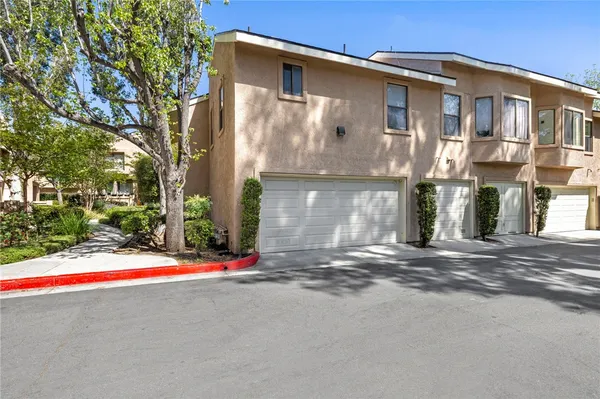 $749,900 | 5722 East Stillwater Avenue, Unit 85, Orange, CA 92869