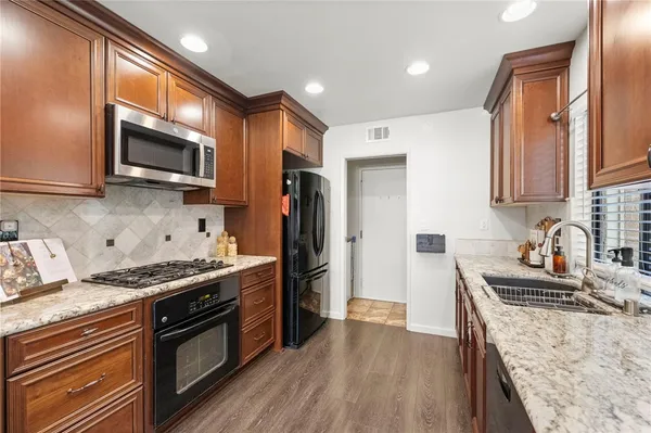 $749,900 | 5722 East Stillwater Avenue, Unit 85, Orange, CA 92869