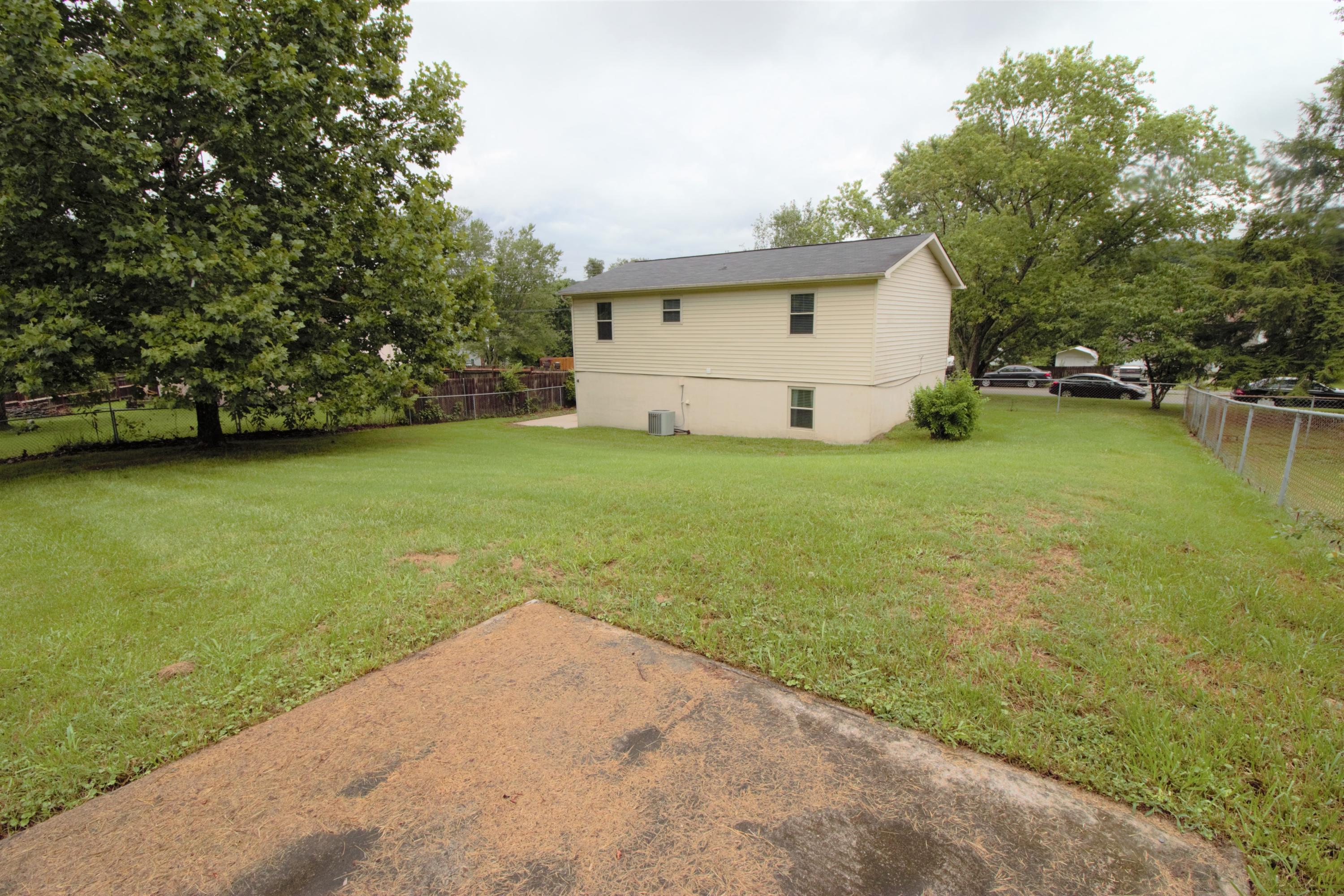 1829 Brookmill Road Knoxville, TN 37932 - Photo 18 of 18 yard