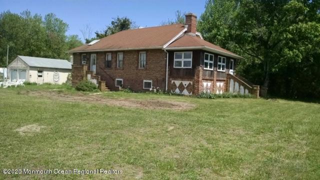 948 Lakewood Farmingdale Road Howell, NJ 07731 - Photo 1 of 5 IMG_0244 (4)