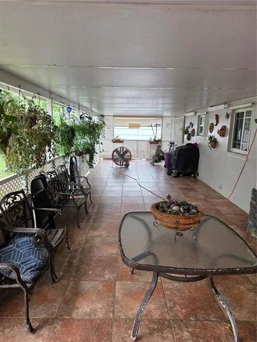 $750,000 | 5865 West 13th Avenue, Hialeah, FL 33012