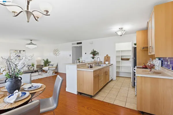 $499,000 | 9085 Alcosta Boulevard, Unit 321, San Ramon, CA 94583