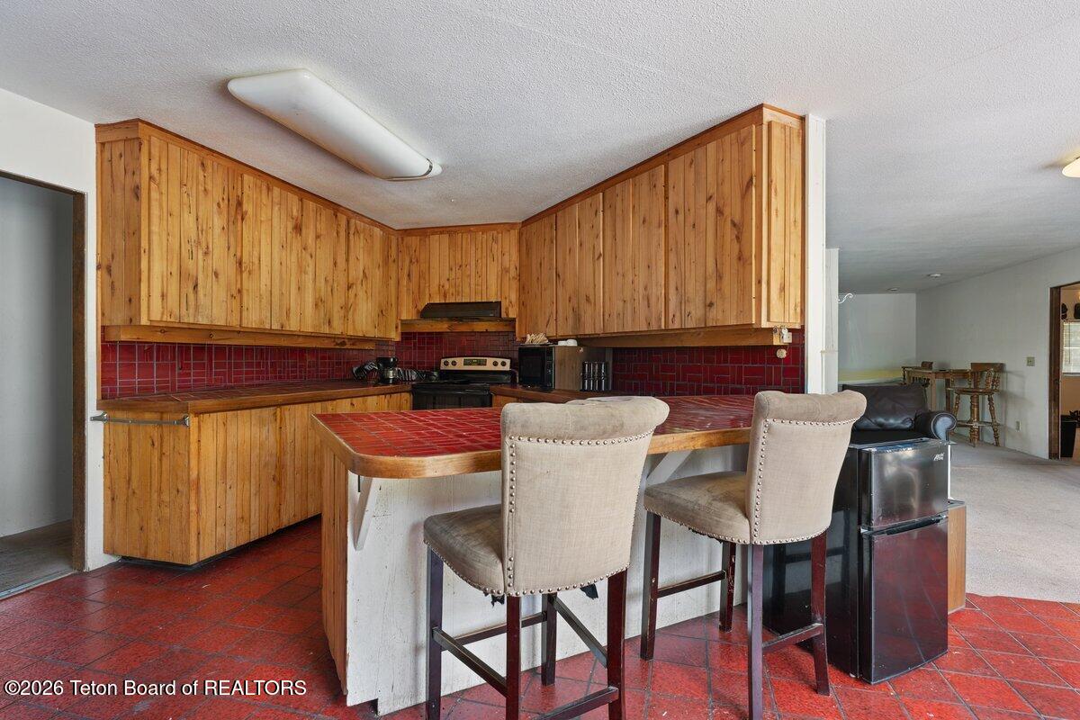 6740 Henrys Road Jackson, WY 83001 - Photo 7 of 15 Kitchen