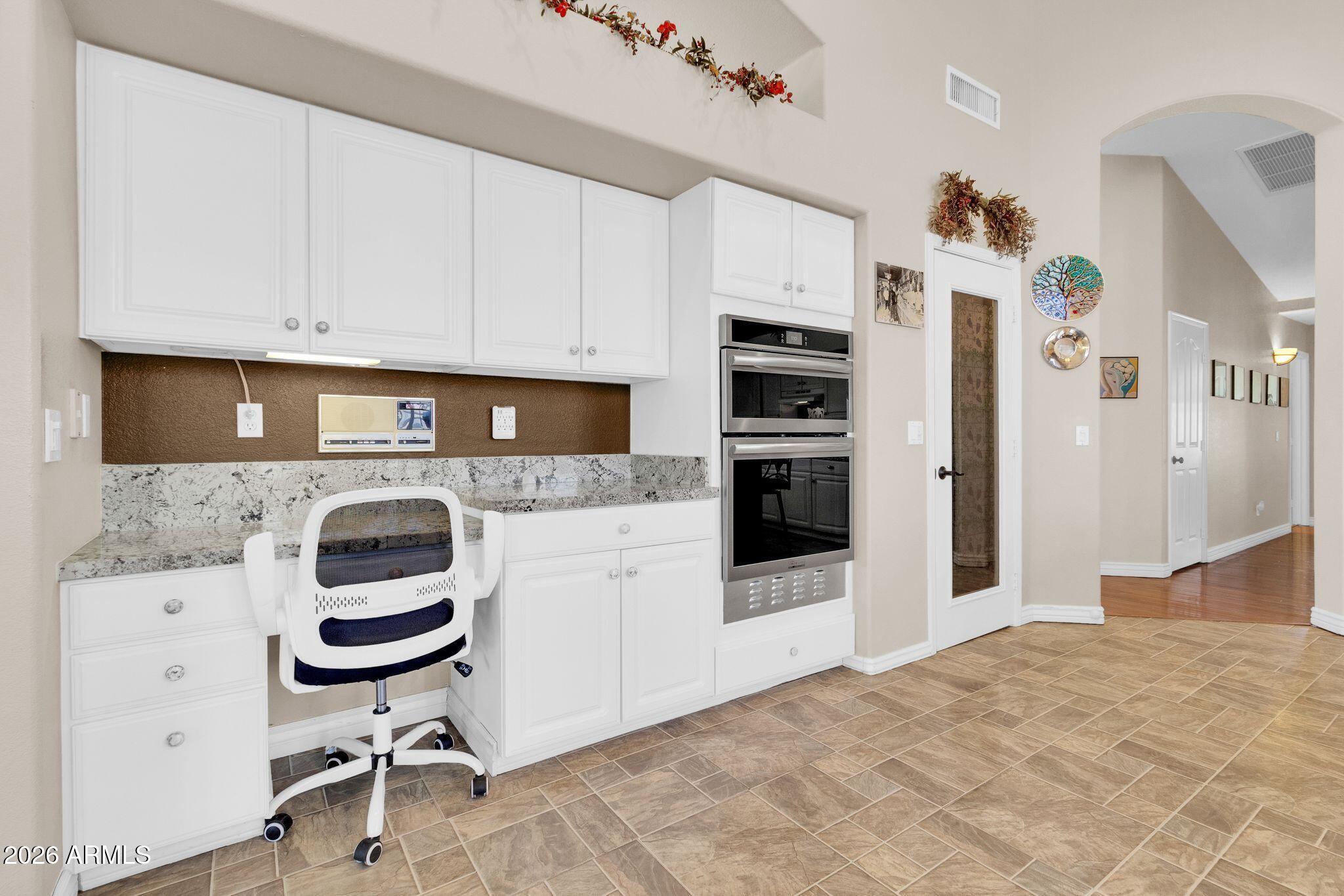 1289 East Palo Blanco Way Gilbert, AZ 85296 - Photo 13 of 52 1289 E Palo Blanco Way-17
