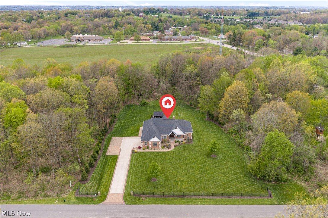 8622 Hunters Ridge Run Wadsworth, OH 44281 - Photo 4 of 43
