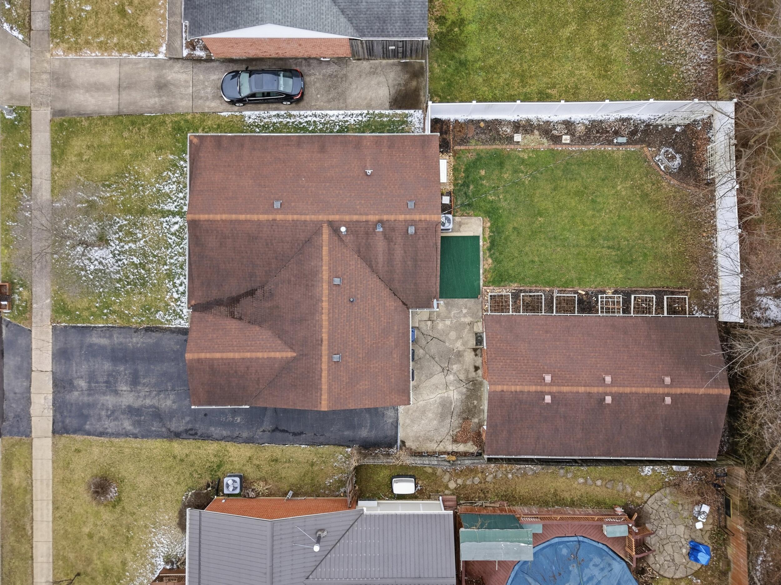 744 Kingston Road Lexington, KY 40505 - Photo 34 of 36 34_dji_fly_20260223_152536_0670_17718782