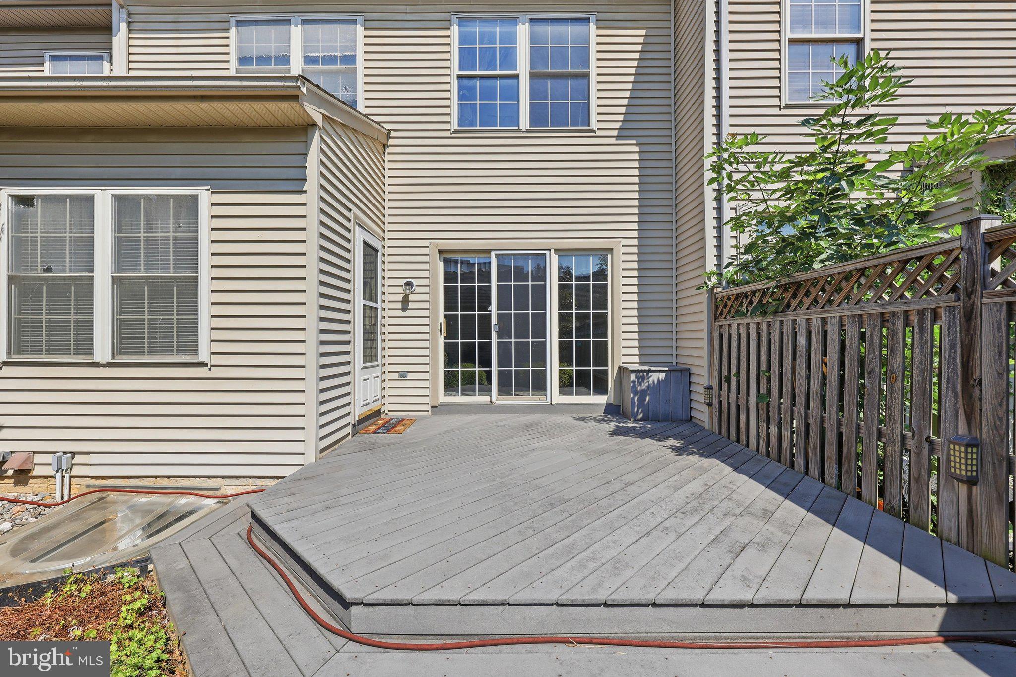 2215 Parish Lane Frederick, MD 21701 - Photo 38 of 63 Deck