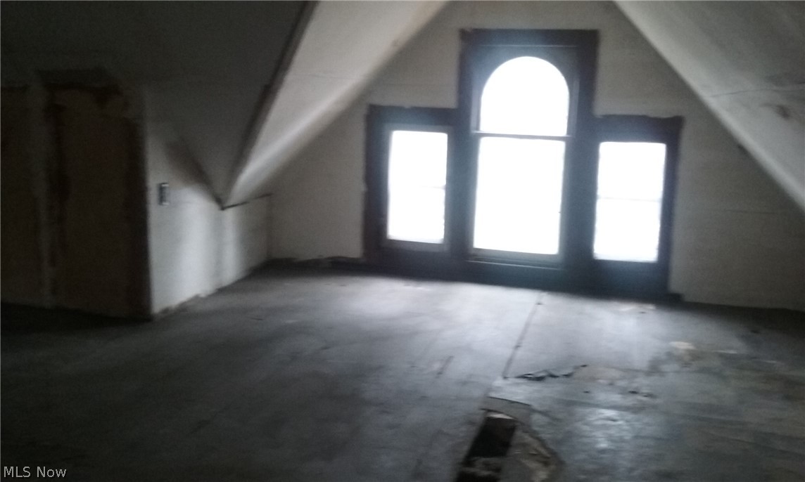1231 Lawrence Road Northeast Canton, OH 44705 - Photo 22 of 29 Gallery Image 22