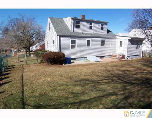60 Hillcrest Road Colonia, NJ 07067 - Photo 2 of 10