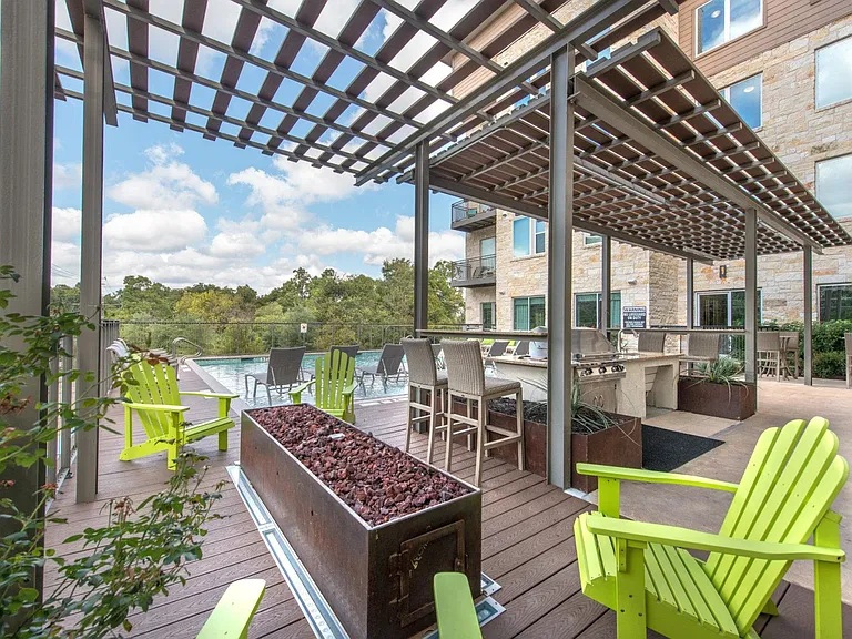 1900 Barton Springs Road, Unit 3017 Austin, TX 78704 - Photo 2 of 14