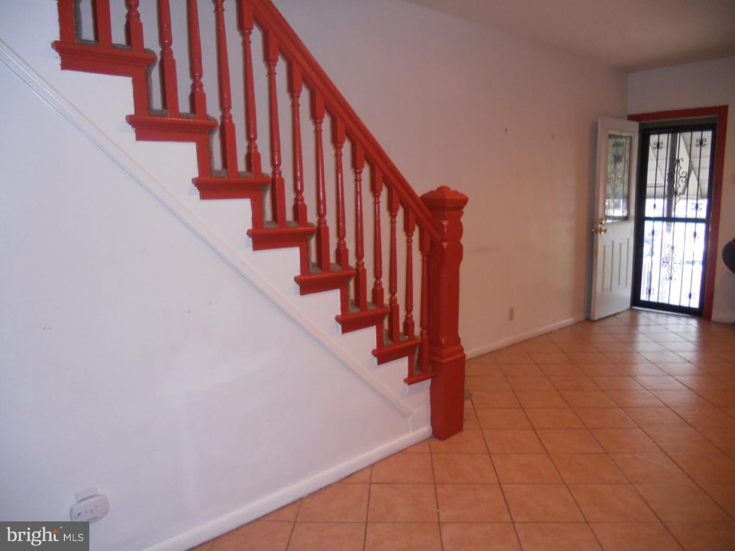 539 Perry Street Reading, PA 19601 - Photo 3 of 16 Gallery Image 3
