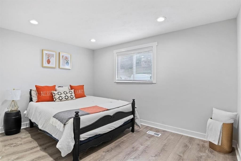 403 Hochberg Road Pittsburgh, PA 15235 - Photo 17 of 25 Gallery Image 17