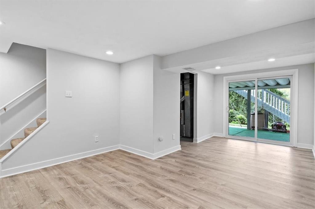 403 Hochberg Road Pittsburgh, PA 15235 - Photo 20 of 25 Gallery Image 20