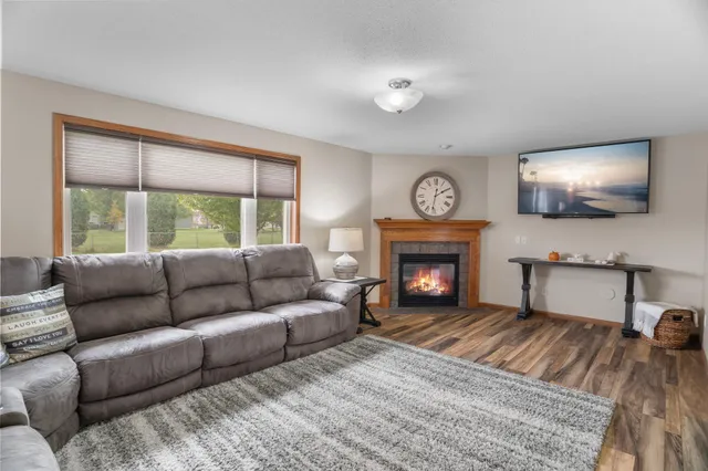 $460,000 | 2595 Fox Hollow Lane, Owatonna, MN 55060