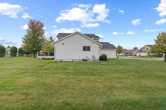 $460,000 | 2595 Fox Hollow Lane, Owatonna, MN 55060