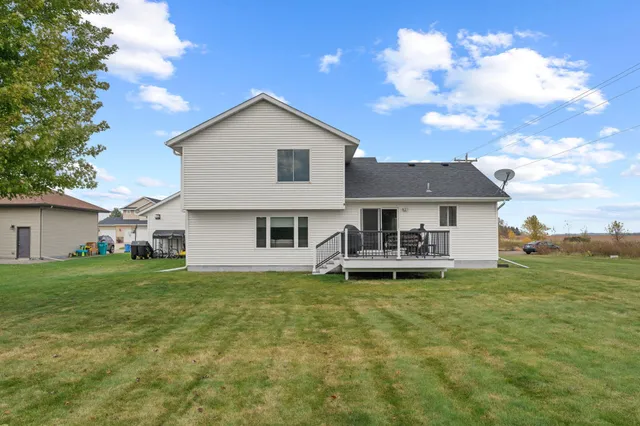 $460,000 | 2595 Fox Hollow Lane, Owatonna, MN 55060