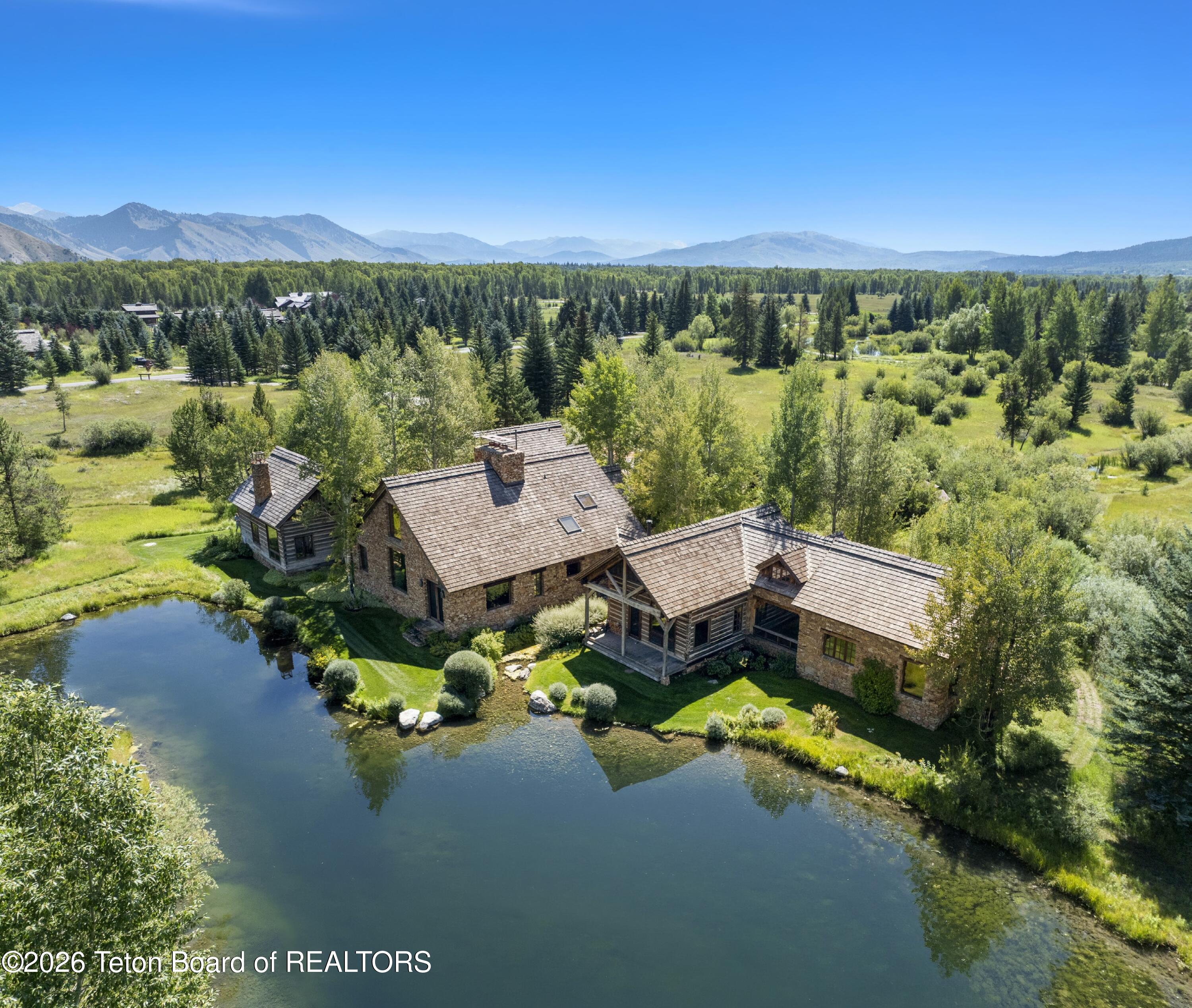 Meredith_Landino_Featured_Property_Photo