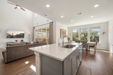 $539,500 | 256 Comfort Maple Lane, Dripping Springs, TX 78620