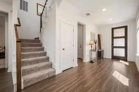 $539,500 | 256 Comfort Maple Lane, Dripping Springs, TX 78620