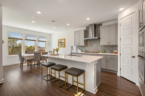 $539,500 | 256 Comfort Maple Lane, Dripping Springs, TX 78620