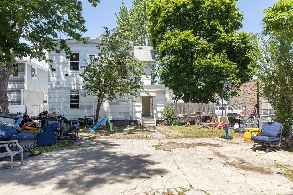 27 Abbott Street Lawrence, MA 01843 - Photo 20 of 21