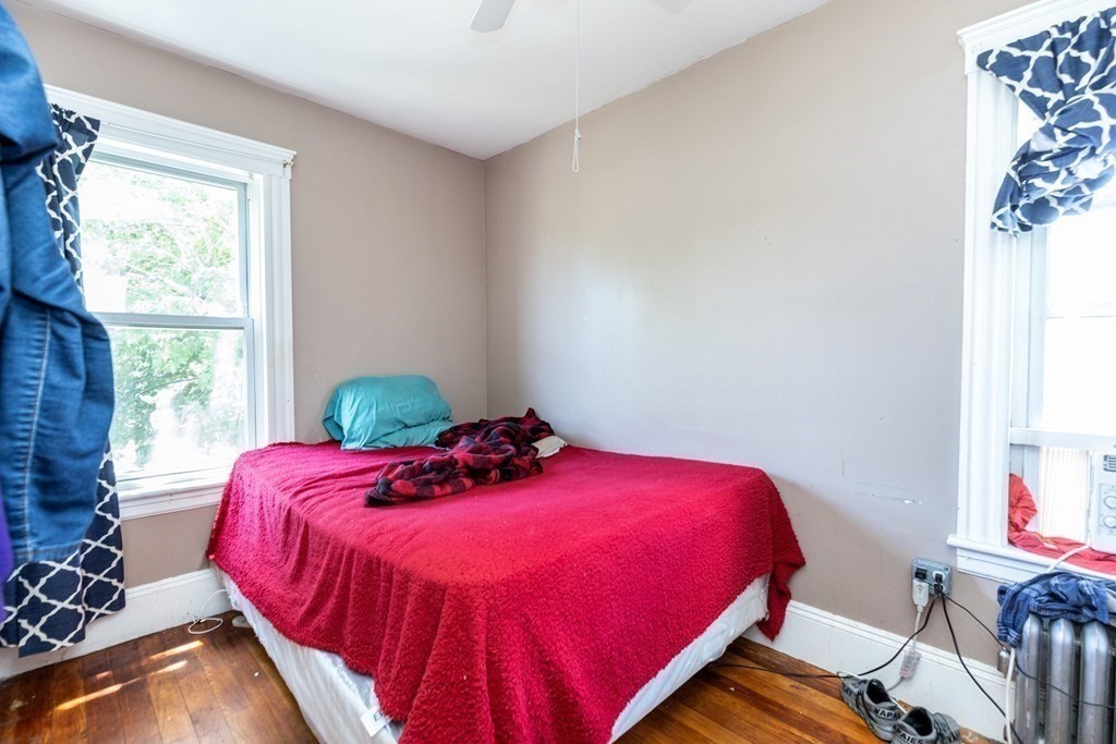 27 Abbott Street Lawrence, MA 01843 - Photo 10 of 21