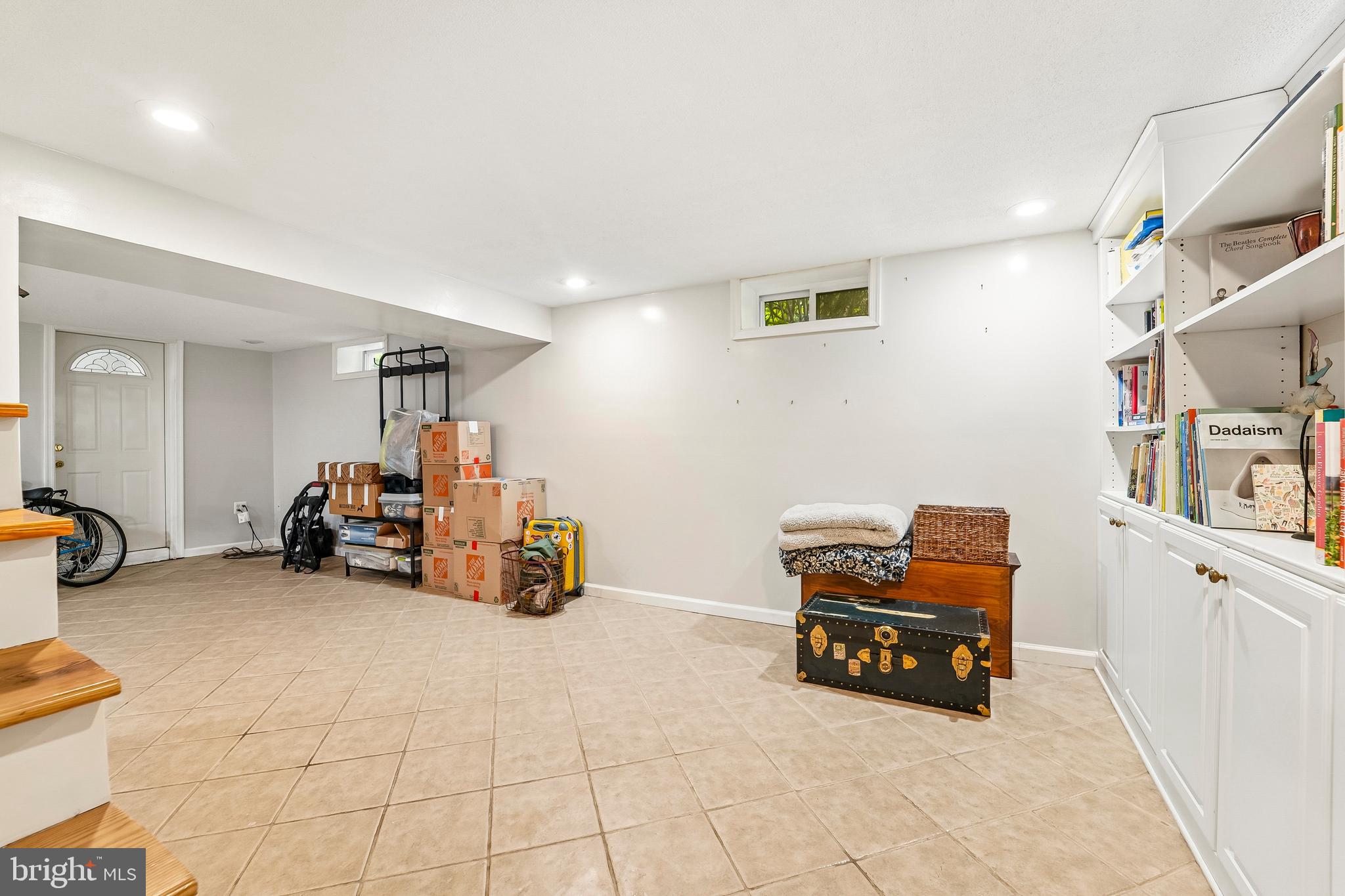6640 Loch Hill Road Baltimore, MD 21239 - Photo 25 of 35 a view of car garage