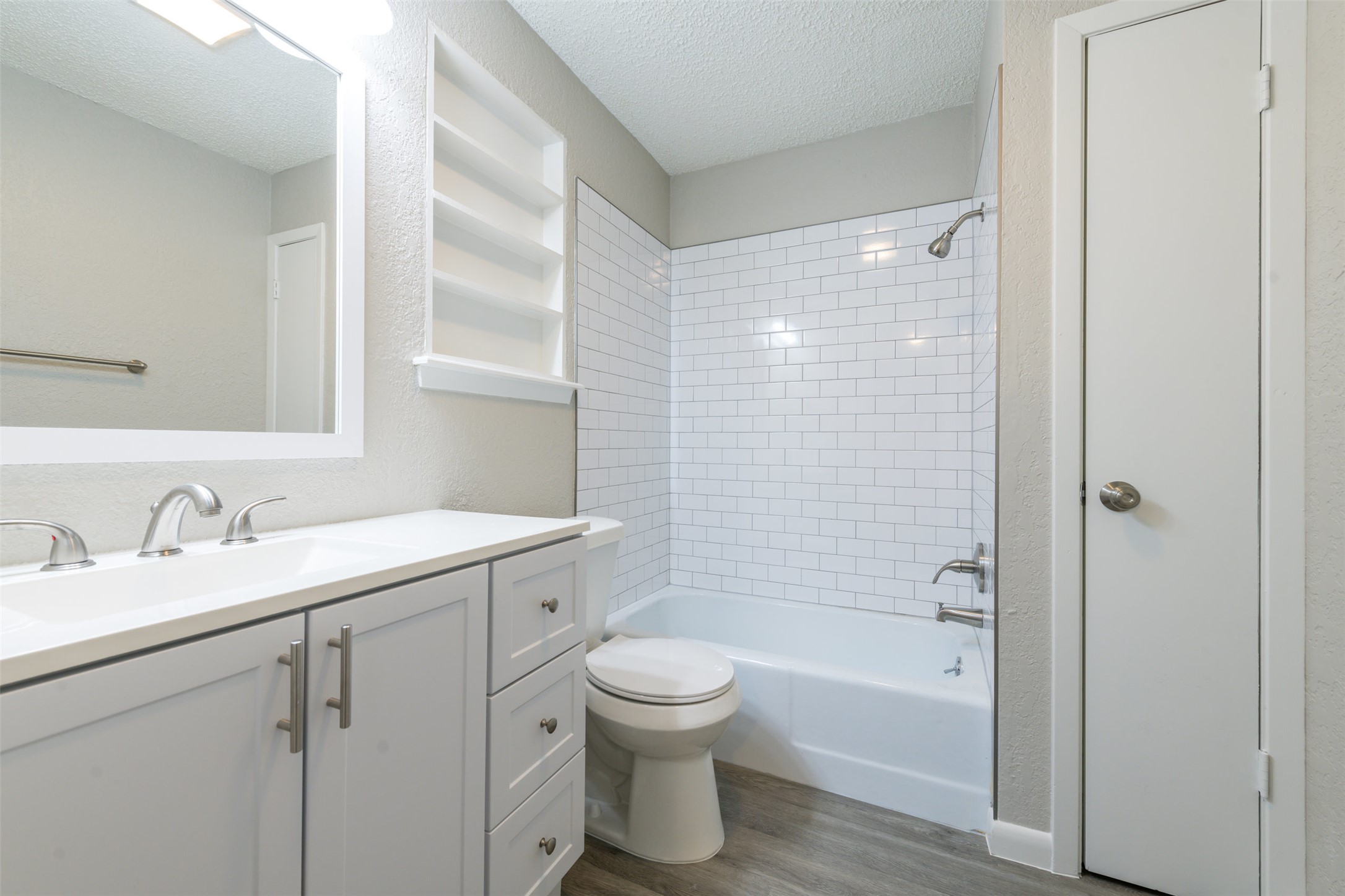4806 Pecan Springs Road Austin, TX 78723 - Photo 25 of 40 Photos taken over recent years during vacancy; interior and exterior updates possible.