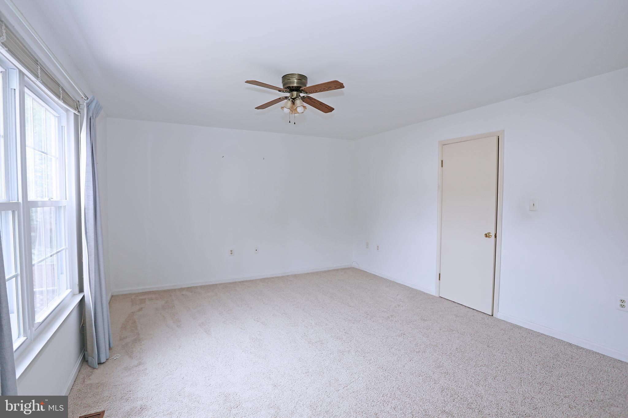 22 Minte Drive Nottingham, MD 21236 - Photo 12 of 24