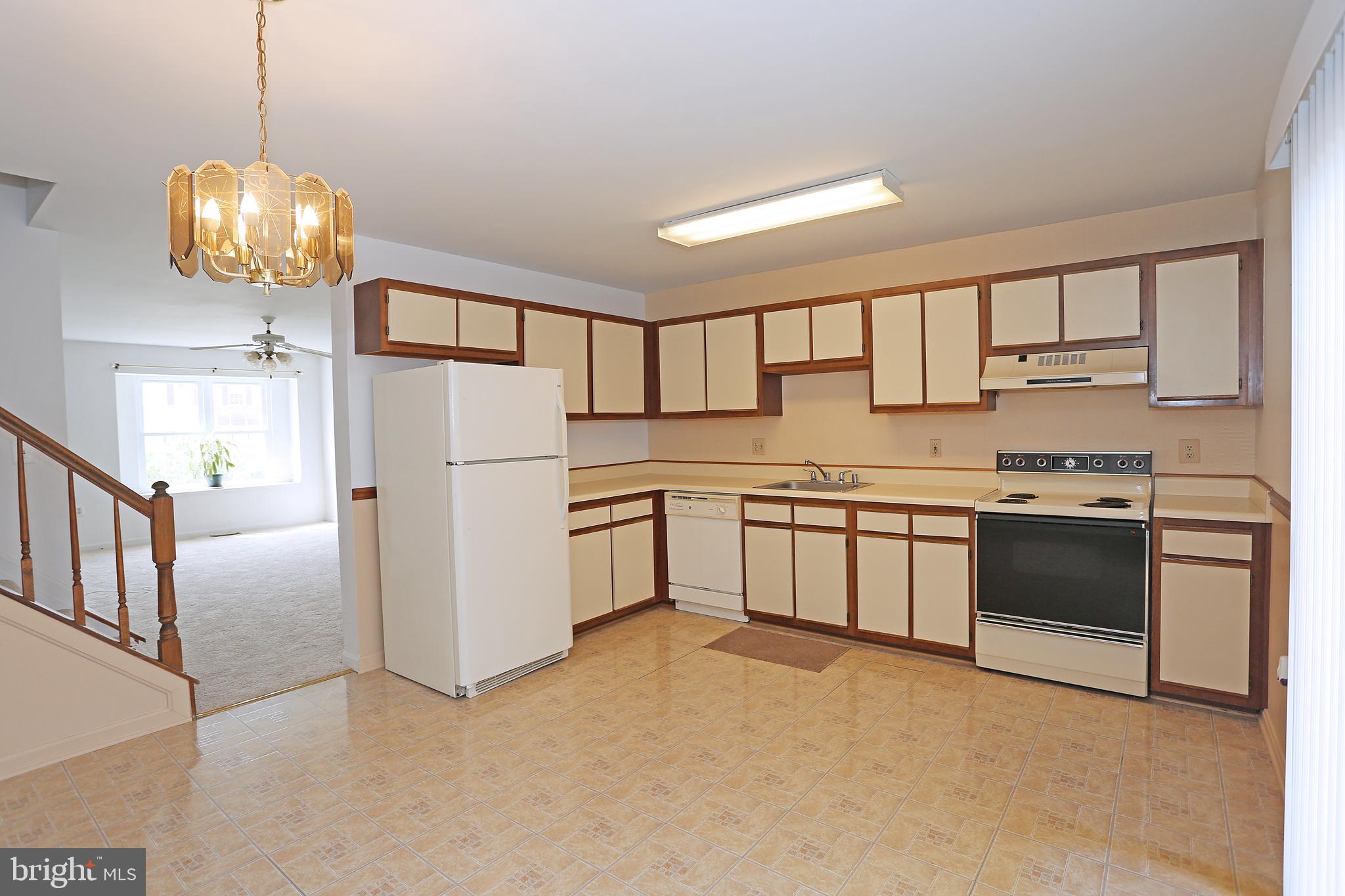22 Minte Drive Nottingham, MD 21236 - Photo 7 of 24