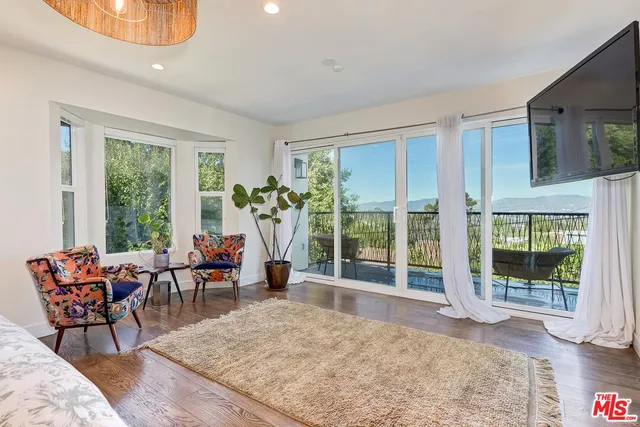 $11,500 | 3350 Coy Drive, Sherman Oaks, CA 91423