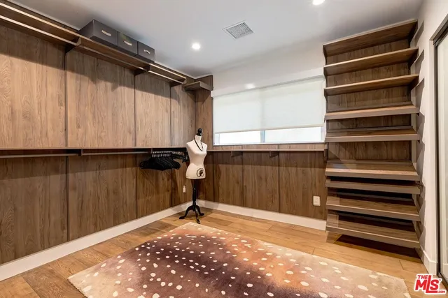 $11,500 | 3350 Coy Drive, Sherman Oaks, CA 91423