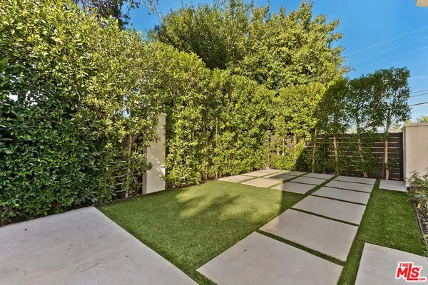 $9,500 | 3350 Coy Drive, Sherman Oaks, CA 91423