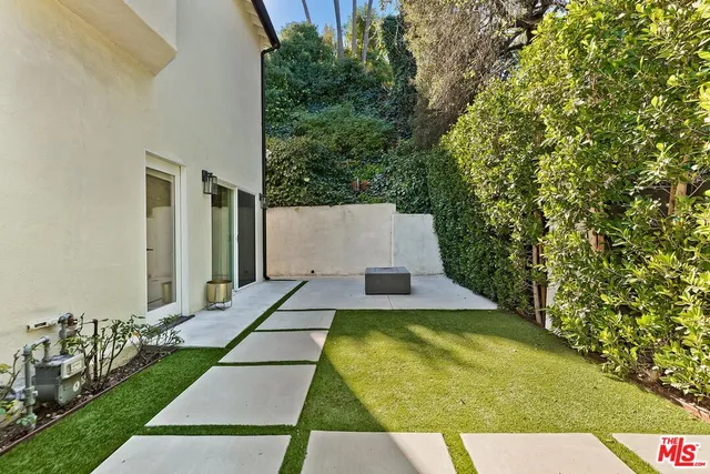 $11,500 | 3350 Coy Drive, Sherman Oaks, CA 91423