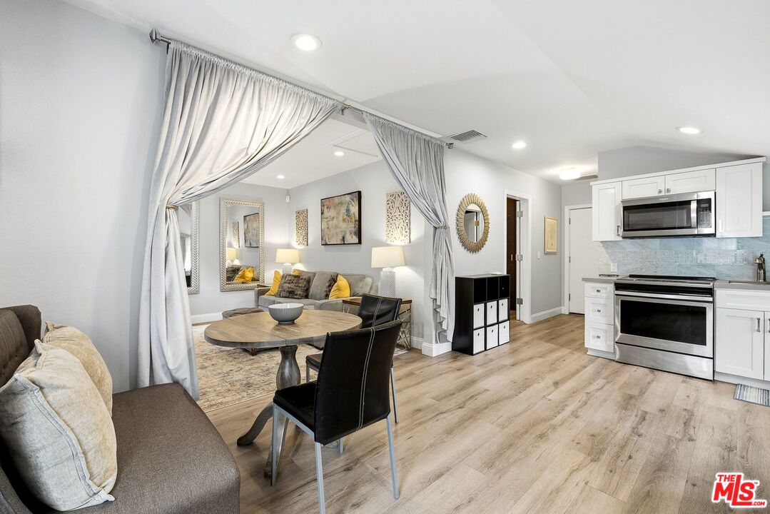 24317 Bridle Trail Road Hidden Hills, CA 91302 - Photo 34 of 37