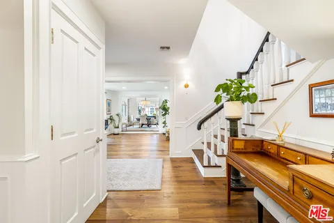 a view of entryway and hall