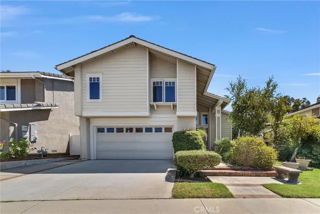 $5,500 | 11 Hidalgo, Irvine, CA 92620