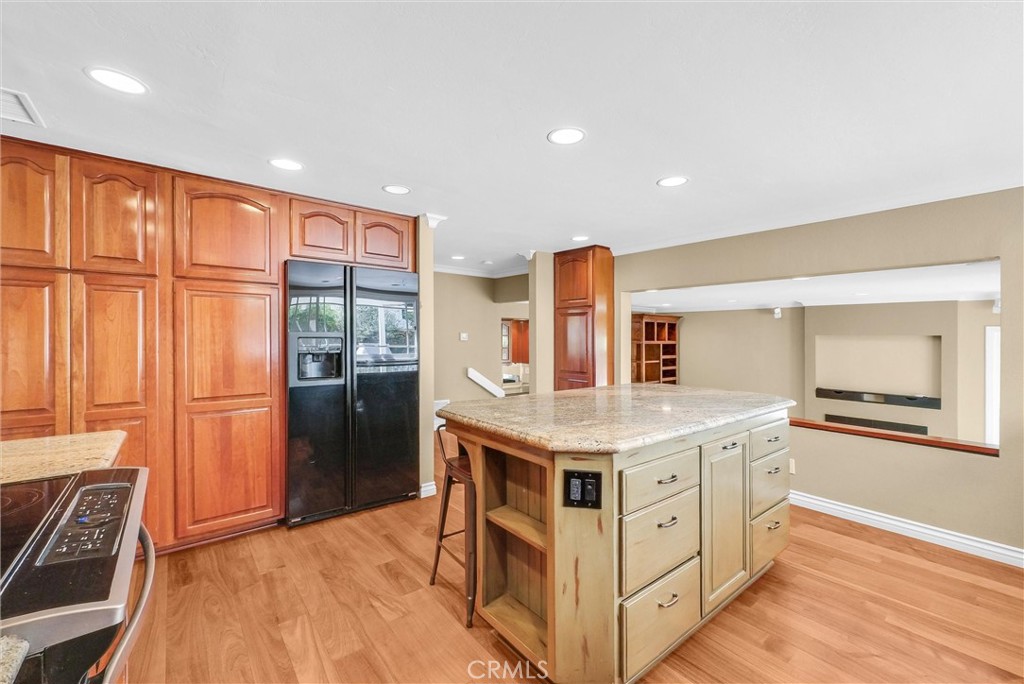 11 Hidalgo Irvine, CA 92620 - Photo 13 of 31