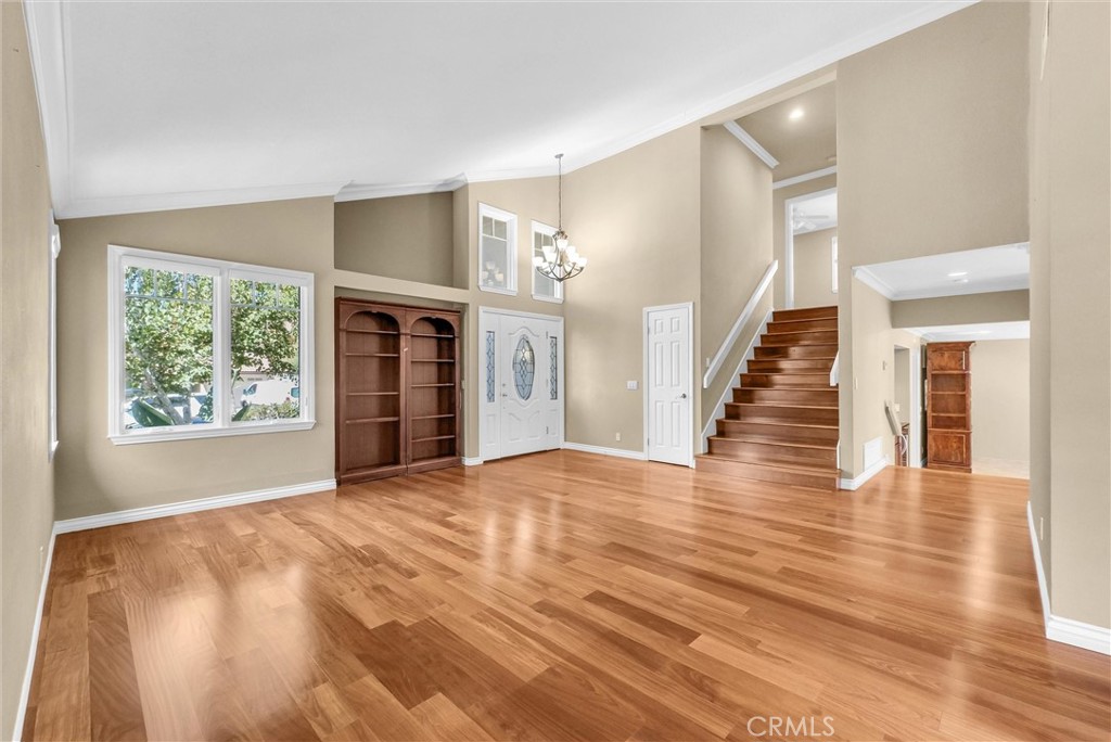 11 Hidalgo Irvine, CA 92620 - Photo 6 of 31