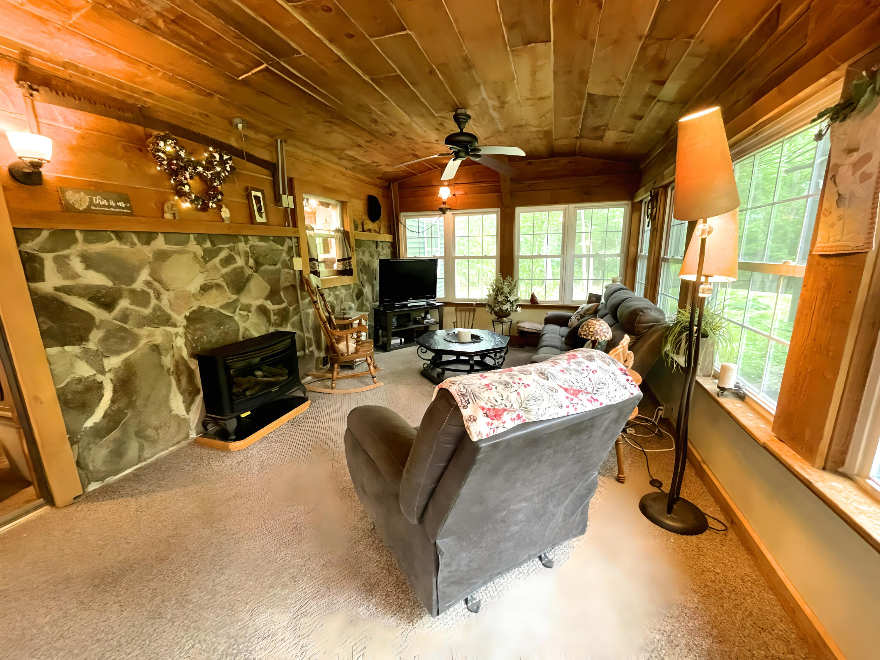 719 Homestead Avenue Effort, PA 18330 - Photo 28 of 33 Sunroom