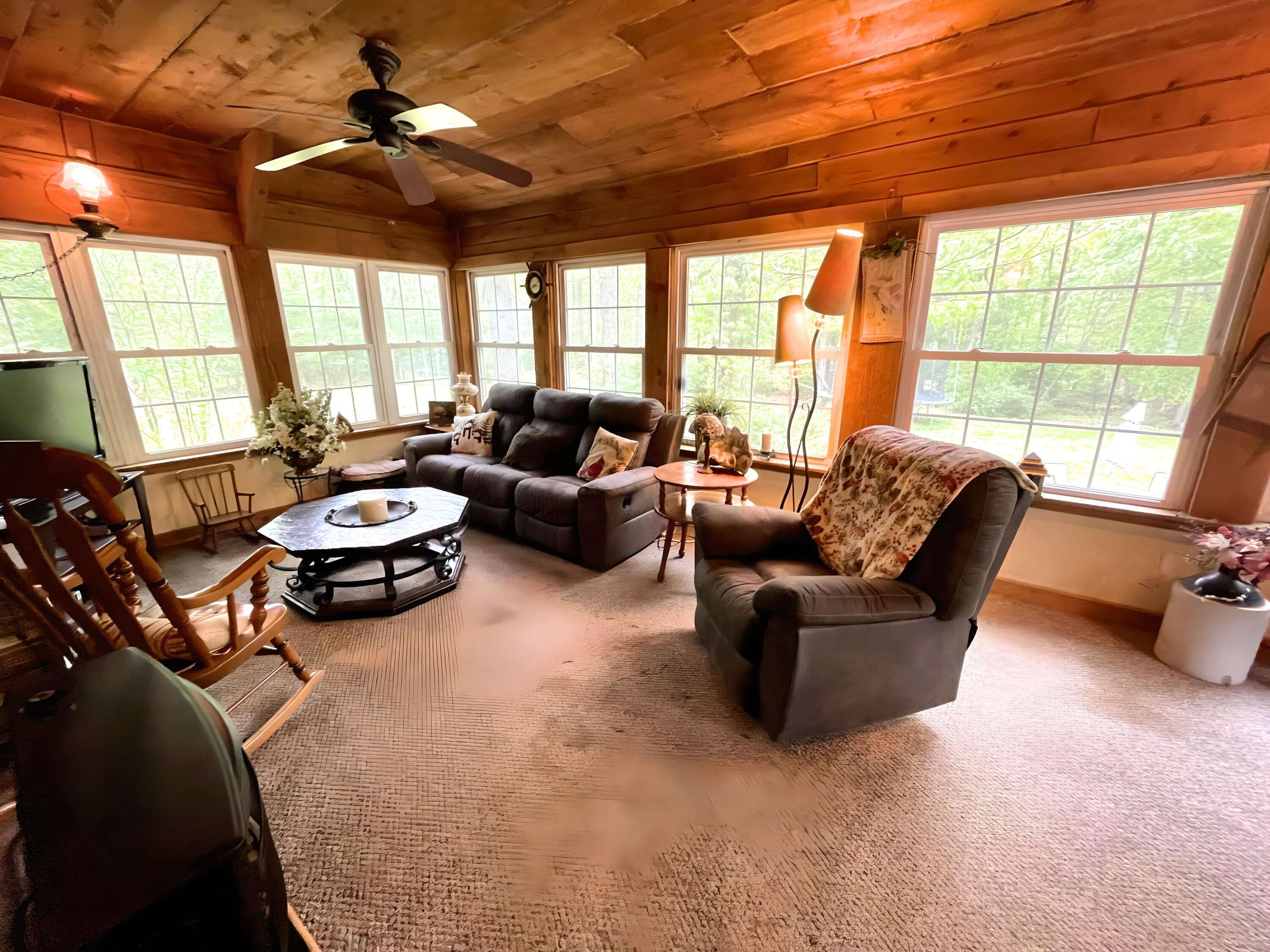 719 Homestead Avenue Effort, PA 18330 - Photo 29 of 33 Sunroom