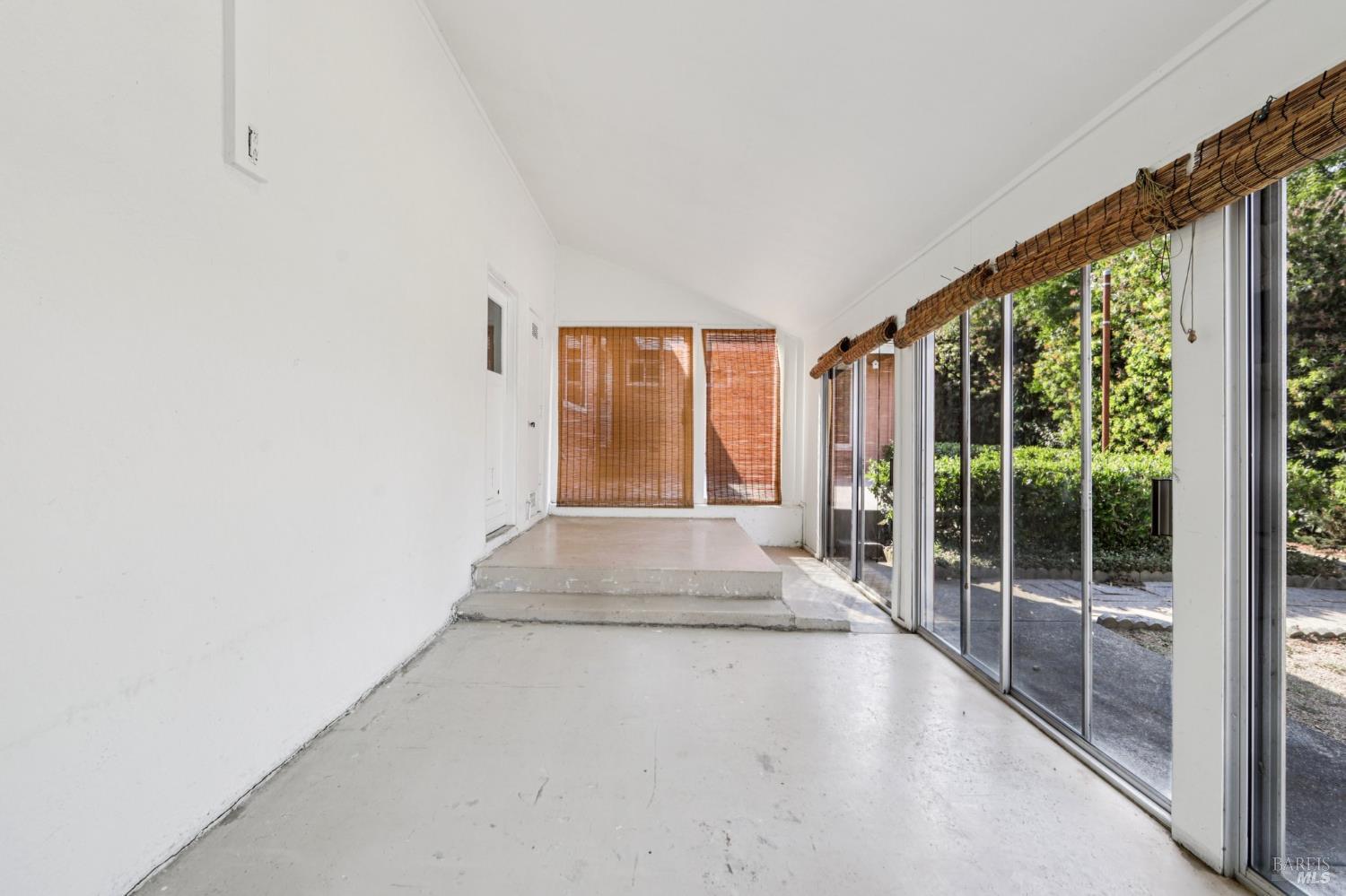 1050 Sunset Road Napa, CA 94558 - Photo 28 of 67